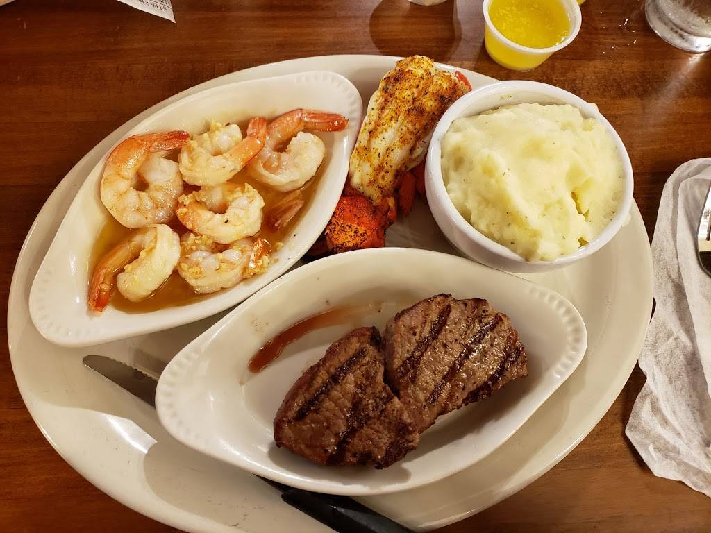 Lobster House Seafood Restaurant | restaurant | 5301 S Kings Hwy, Myrtle Beach, SC 29575, USA | 8438288871 OR +1 843-828-8871