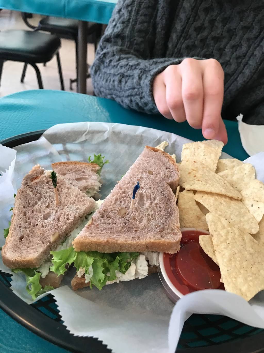 Call of the Canyon Cafe | restaurant | 109 N Main St, Bowling Green, OH 43402, USA | 4193532255 OR +1 419-353-2255