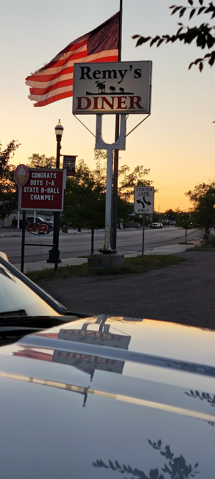 Remys Diner | restaurant | 1019 US-16, Upton, WY 82730, USA | 3074682266 OR +1 307-468-2266