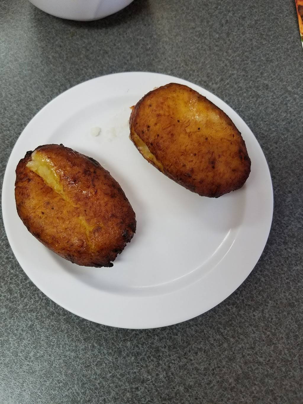 Mi Carbonero #2 | restaurant | 10720 Sepulveda Blvd, Mission Hills, CA 91345, USA | 8182562380 OR +1 818-256-2380