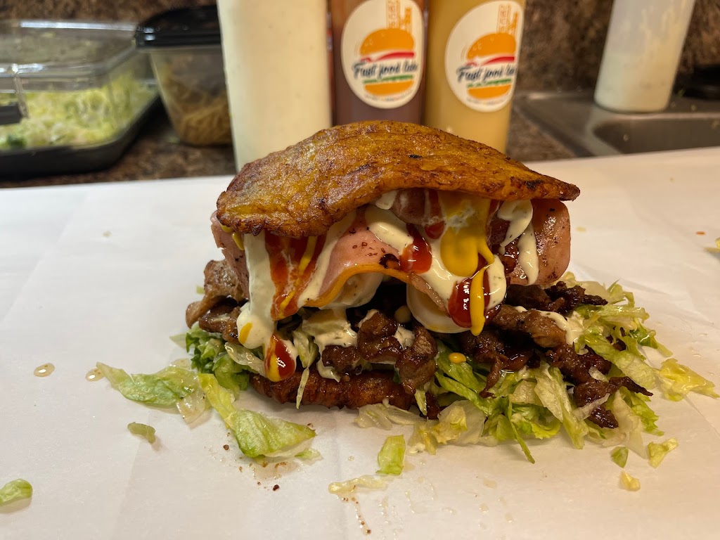 Fast Food Lake | restaurant | 826 Saratoga Dr, Alpharetta, GA 30022, USA | 4706411977 OR +1 470-641-1977