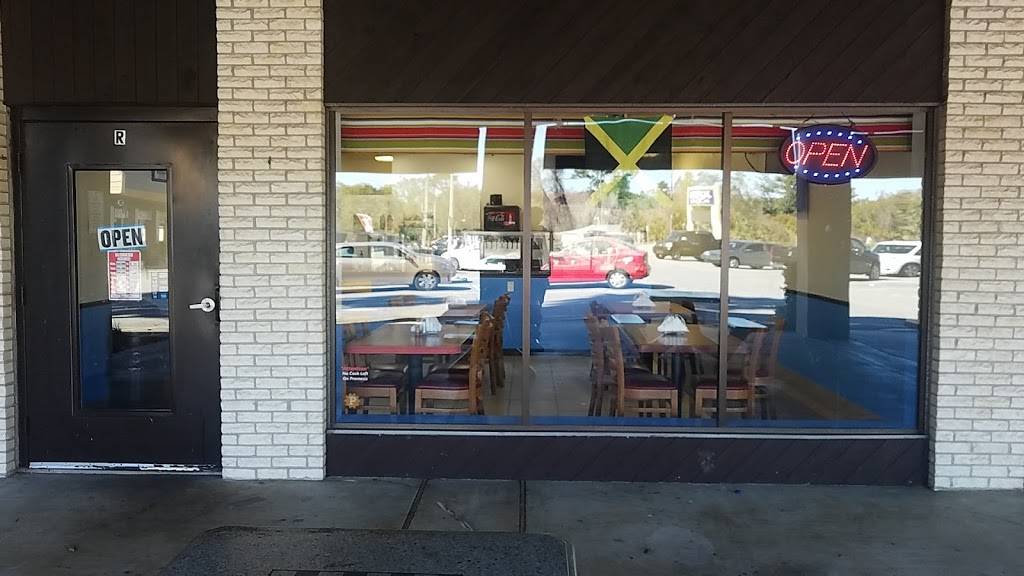 Jam Rock Country Caribbean Restaurant | restaurant | 840 Deltona Blv ste r, Deltona, FL 32725, USA | 3867427300 OR +1 386-742-7300