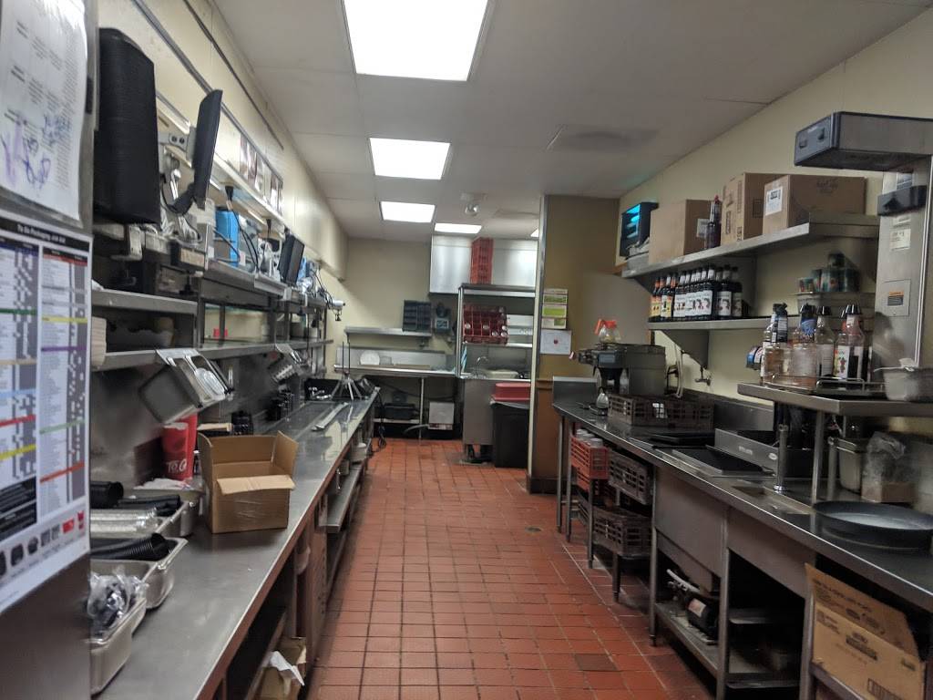 Applebees Grill + Bar | restaurant | 2711 Coors Blvd NW, Albuquerque, NM 87120, USA | 5053526544 OR +1 505-352-6544