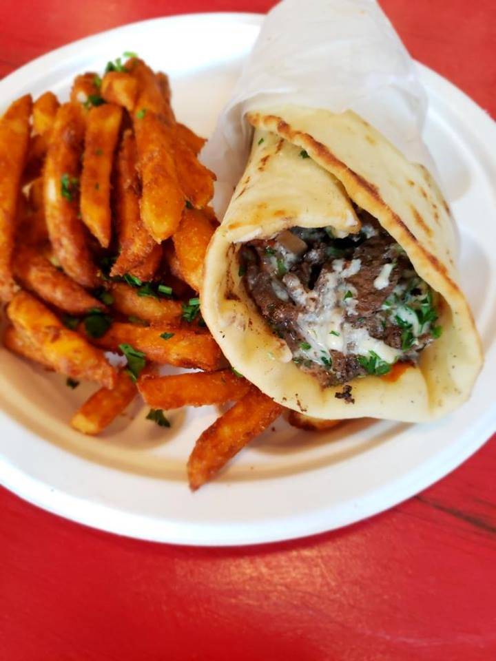 Tahinis Grill | restaurant | 912 Main St, Lynchburg, VA 24504, USA | 4342601465 OR +1 434-260-1465