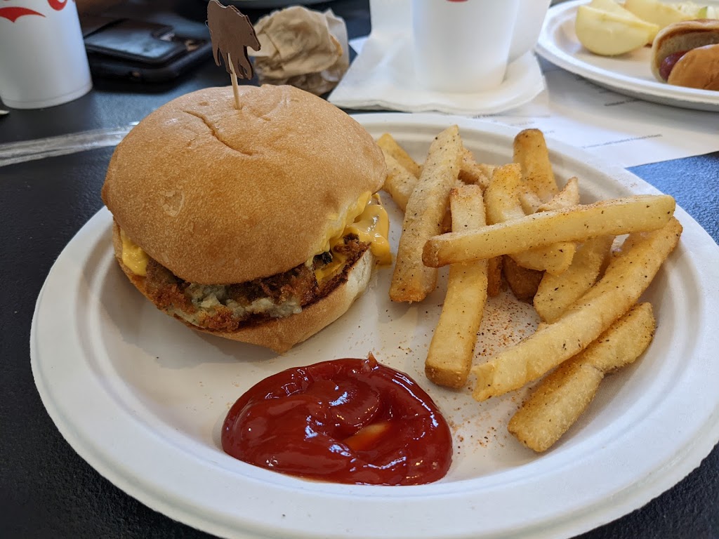 Mama Bears Café | restaurant | 26 Roberts Rd, Forest Hill, LA 71430, USA | 3187486172 OR +1 318-748-6172