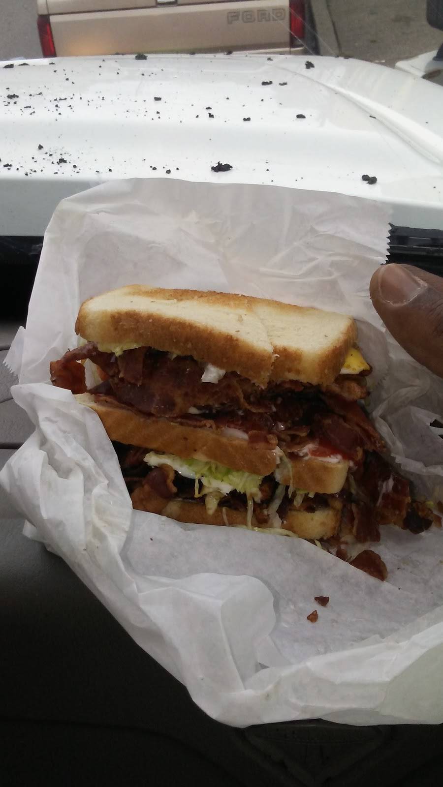 J & W Sandwich Shoppe‎ | meal takeaway | 2004 Worth Ave, Norwood, OH 45212, USA | 5136319755 OR +1 513-631-9755