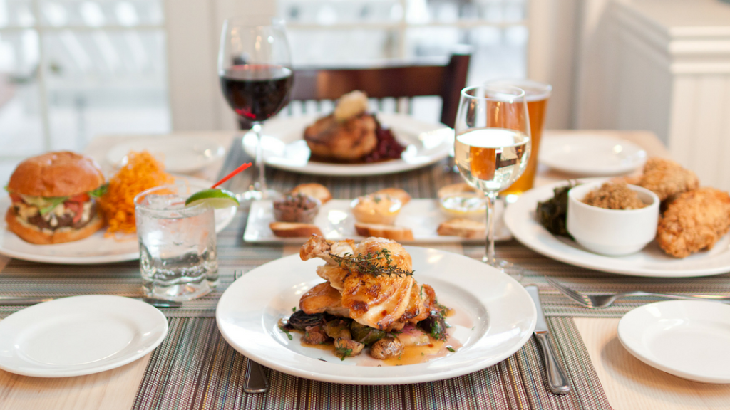 Elizabeths Neighborhood Table at Gabrielas! | restaurant | 688 Columbus Ave, New York, NY 10025, USA | 2122806500 OR +1 212-280-6500