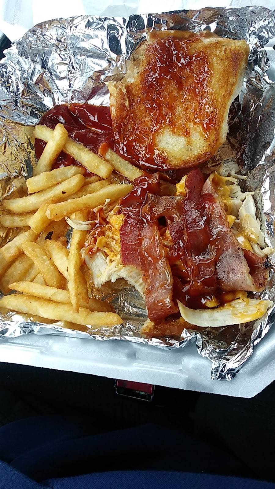 Blondies Restaurant | restaurant | 214 Main, Woden, IA 50484, USA | 6419265657 OR +1 641-926-5657