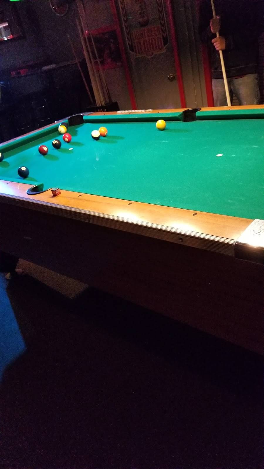 Dannys Bar and Grill | restaurant | 108 N Adams St, Middle Point, OH 45863, USA | 4199682008 OR +1 419-968-2008