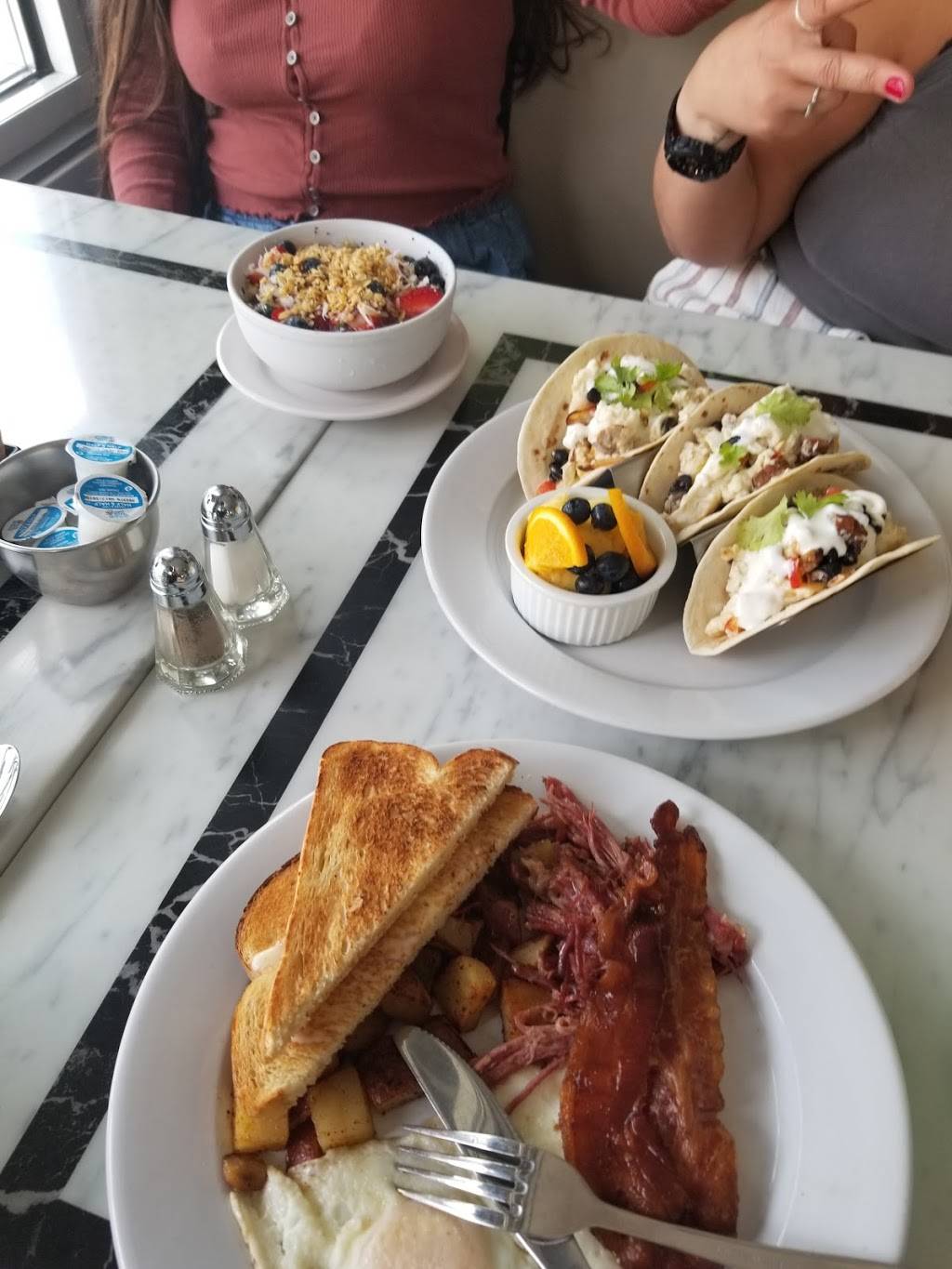 Rachels Cafe | restaurant | 36 S County Commons Way, South Kingstown, RI 02879, USA | 4017837888 OR +1 401-783-7888