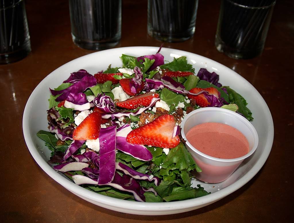 Riverwalck Saloon | restaurant | 101 Centre St, Parryville, PA 18244, USA | 6108522323 OR +1 610-852-2323