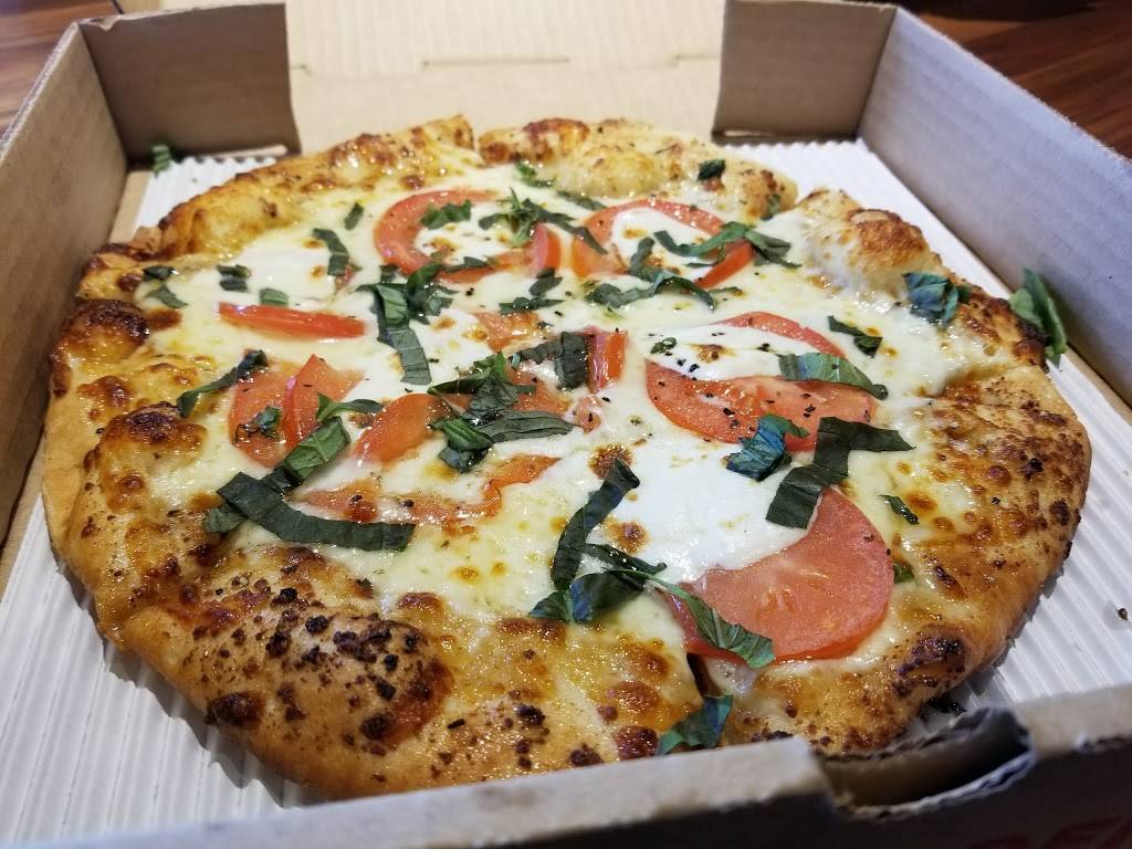 Uncle Maddios Pizza | restaurant | 3912 Lenox Ave #320, Charlottesville, VA 22901, USA | 4342343717 OR +1 434-234-3717