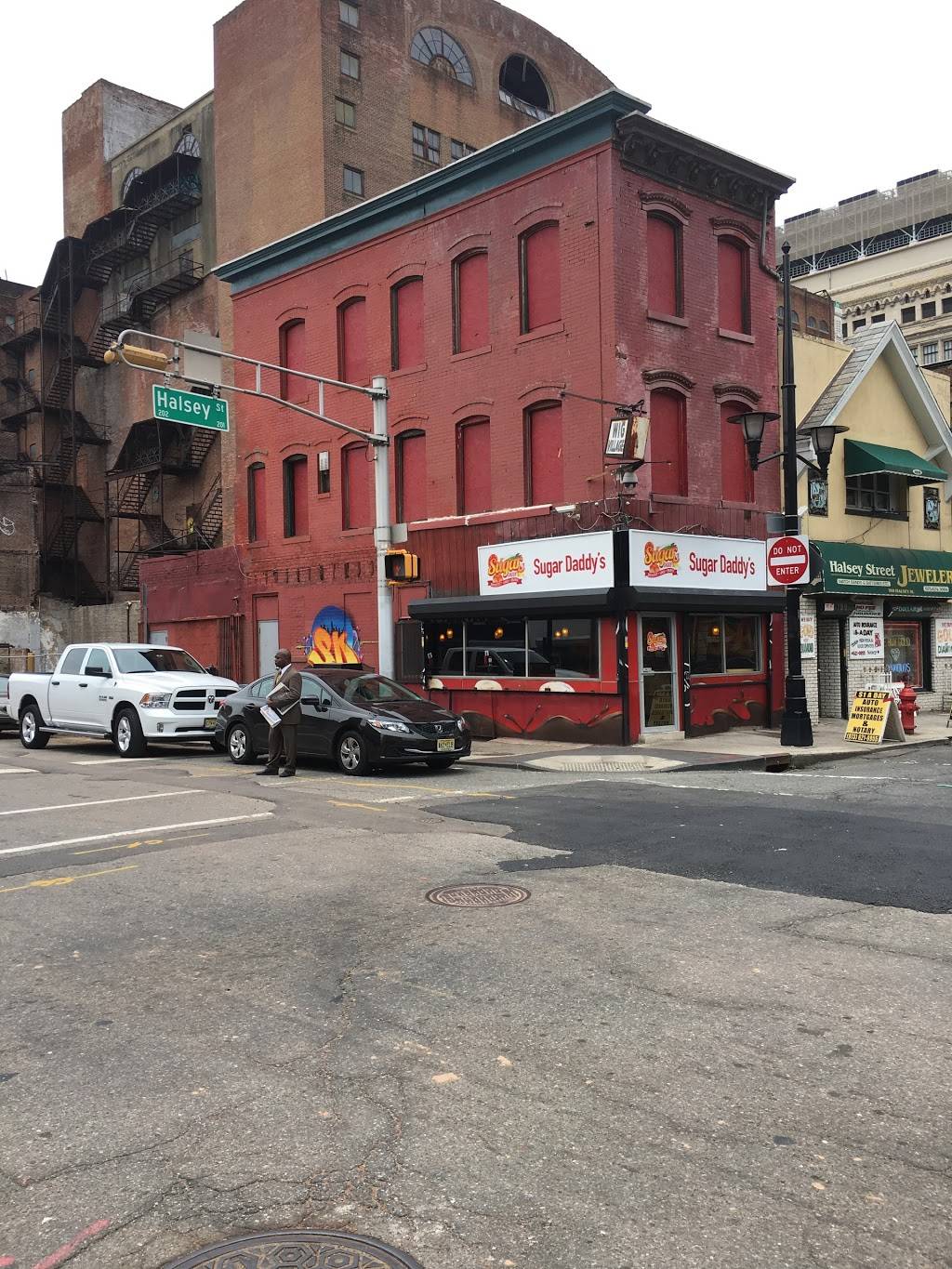 Sugar Daddys | restaurant | 201 Halsey St, Newark, NJ 07102, USA | 9736451001 OR +1 973-645-1001