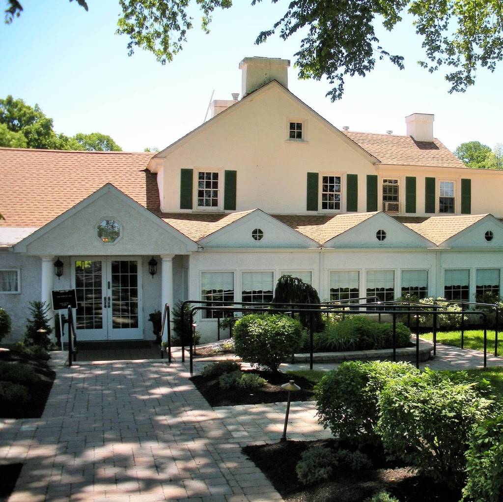 Phoenixville Country Club | restaurant | 355 Country Club Rd, Phoenixville, PA 19460, USA | 6109333727 OR +1 610-933-3727