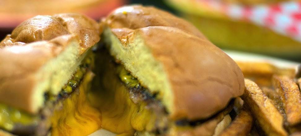 Zes Diner | restaurant | 3448 Denmark Ave, Eagan, MN 55123, USA | 6513301790 OR +1 651-330-1790