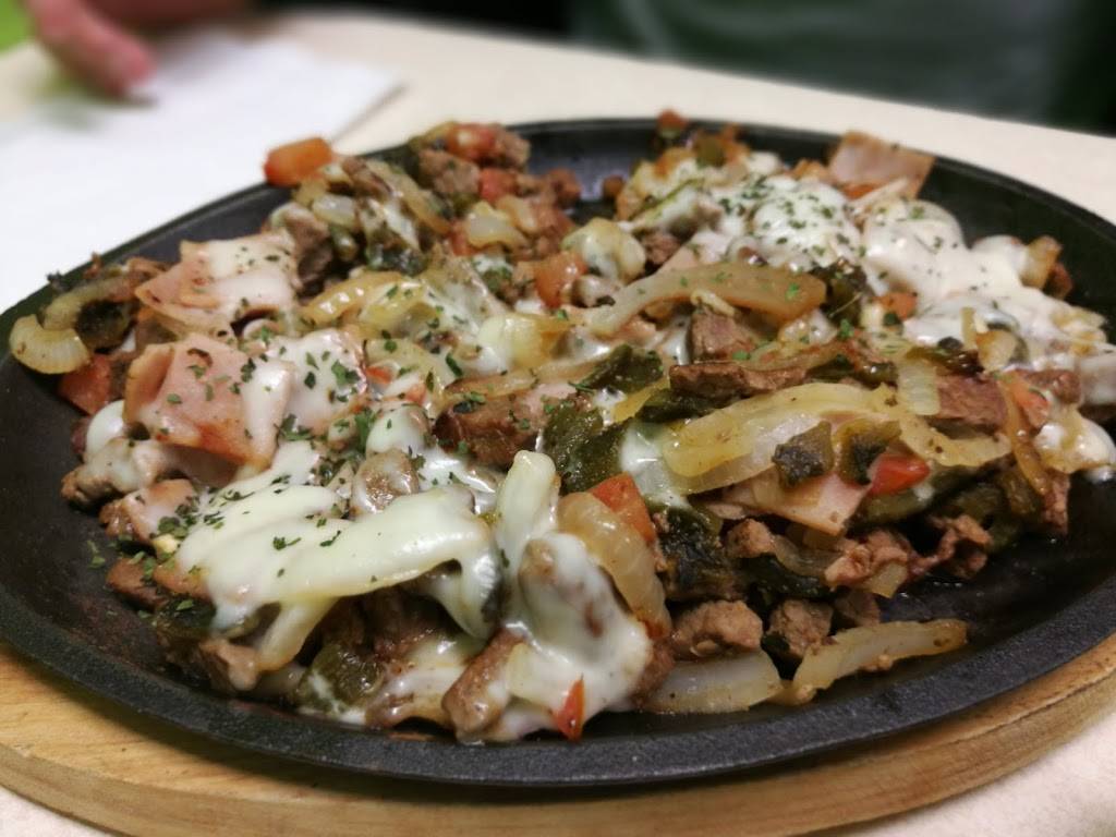 Xicamiti La Taquería Bistro | restaurant | 715 Washington Ave, Golden, CO 80401, USA | 3032153436 OR +1 303-215-3436