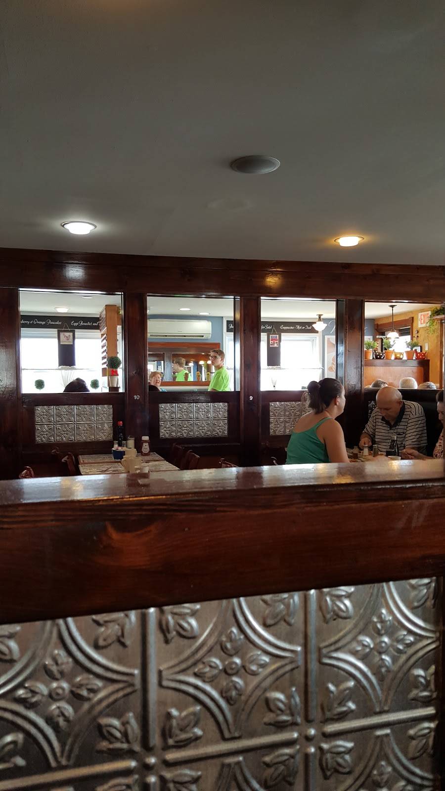 Dock Mikes Pancake House | restaurant | 4615 Landis Ave, Sea Isle City, NJ 08243, USA | 6092633625 OR +1 609-263-3625