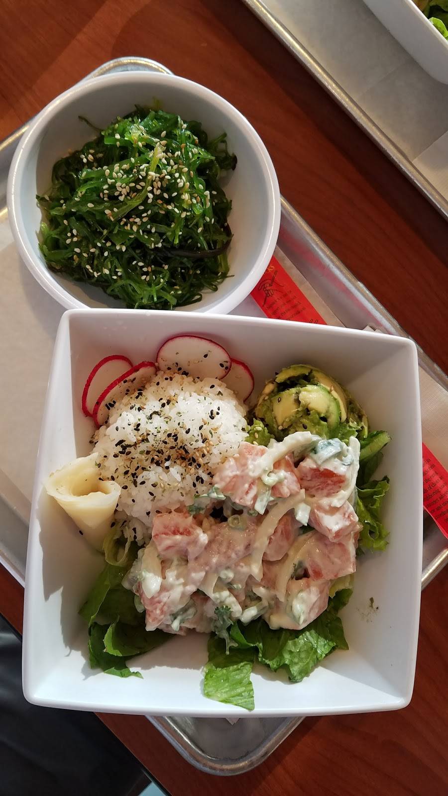 Yuzu Sushi Burritos & Poke Bowls Bubble Tea | restaurant | 32832 Woodward Ave, Royal Oak, MI 48073, USA | 2485565444 OR +1 248-556-5444