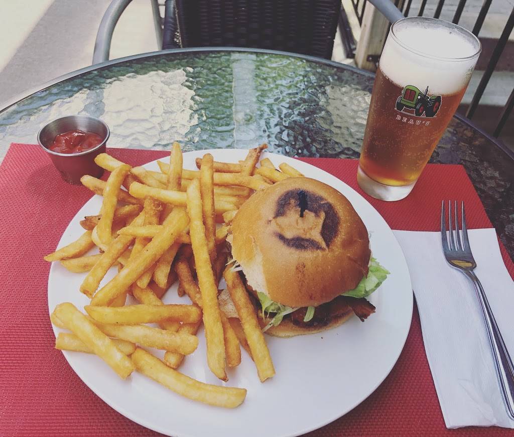 Eisbock Pub | restaurant | 970 Rue Principale, Île-aux-Noix, QC J0J 1G0, Canada | 5794328811 OR +1 579-432-8811