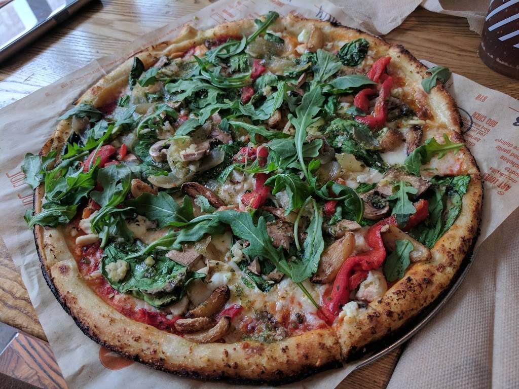 Blaze Pizza | meal takeaway | 215 N Cattlemen Rd, Sarasota, FL 34243, USA | 9412132178 OR +1 941-213-2178