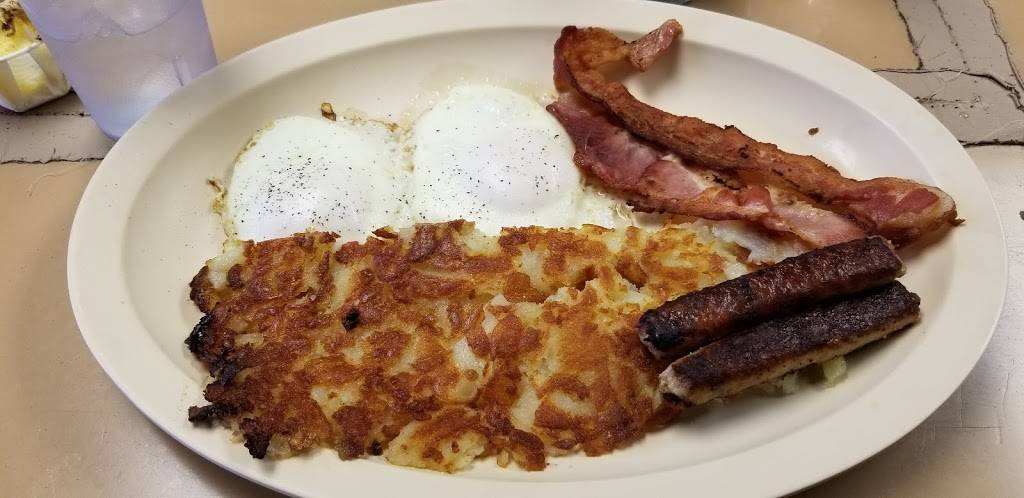 Belmont Snack Shop | restaurant | 3407 W Belmont Ave, Chicago, IL 60618, USA | 7732936100 OR +1 773-293-6100