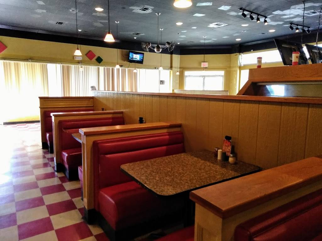 Gambinos Pizza | meal delivery | 1400 Main St, Winfield, KS 67156, USA | 6202292278 OR +1 620-229-2278