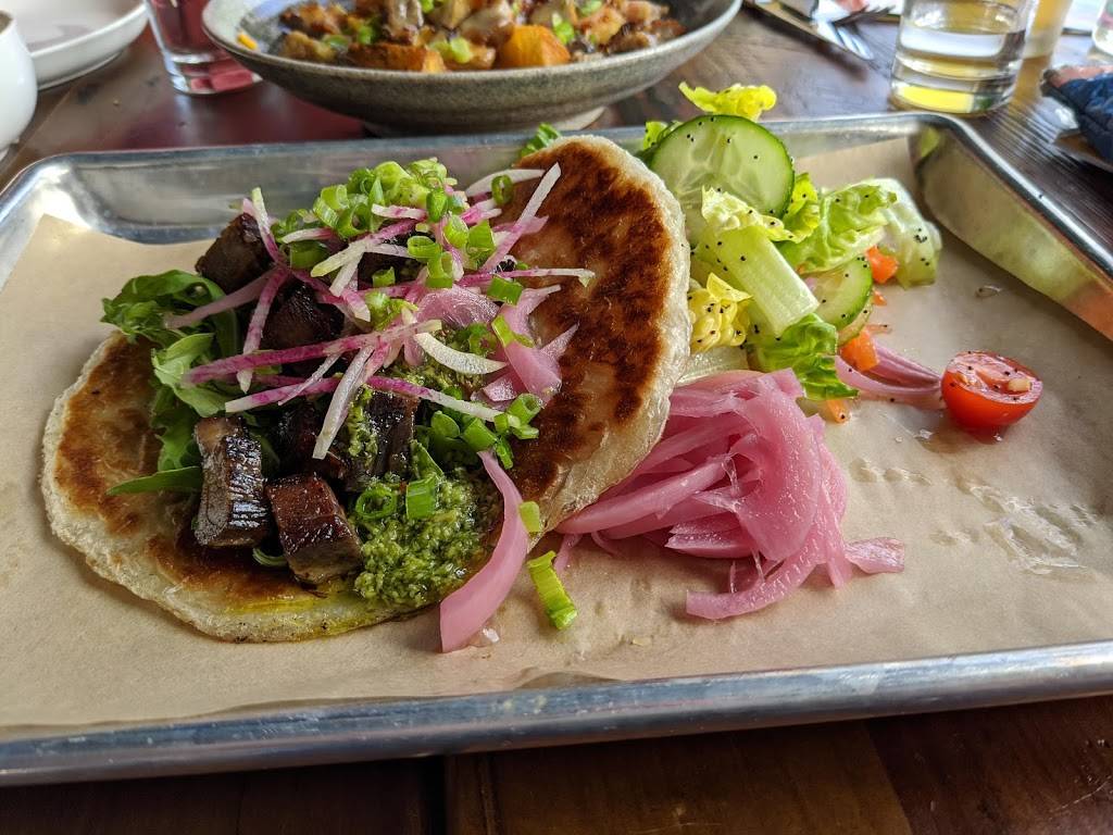 Spinning Bones | restaurant | 1205 Park St, Alameda, CA 94501, USA | 5102639290 OR +1 510-263-9290