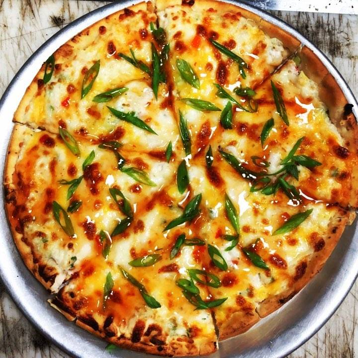 Old Shawnee Pizza Lenexa | restaurant | 19617 W 101st St, Lenexa, KS 66220, USA | 9132541234 OR +1 913-254-1234