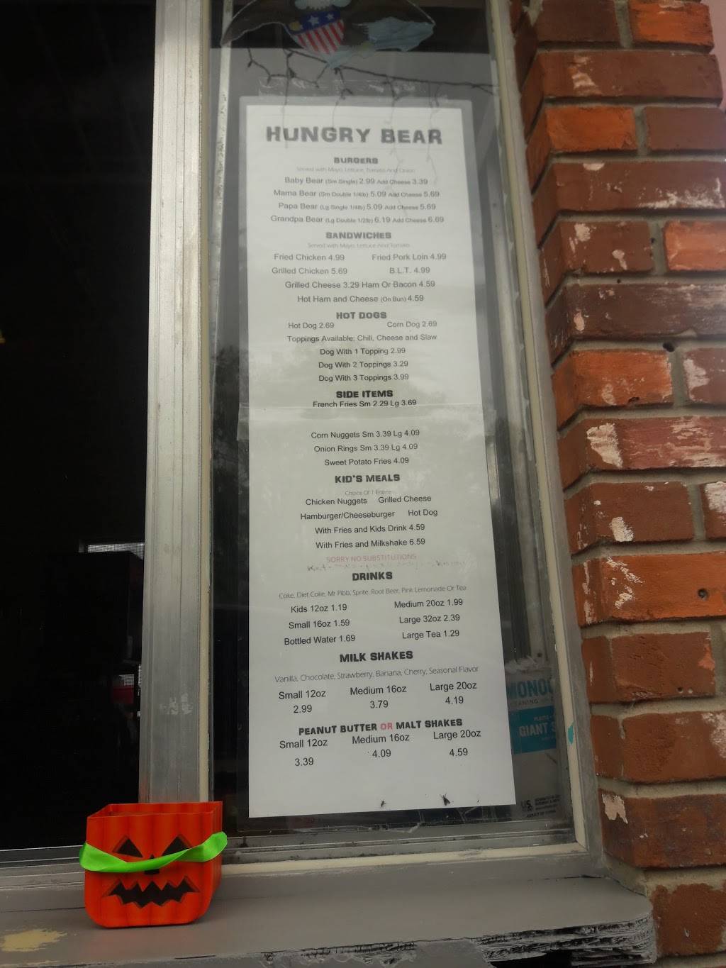 Hungry Bear Drive-In | restaurant | 420 SE Osceola Ave, Ocala, FL 34471, USA | 3527323003 OR +1 352-732-3003