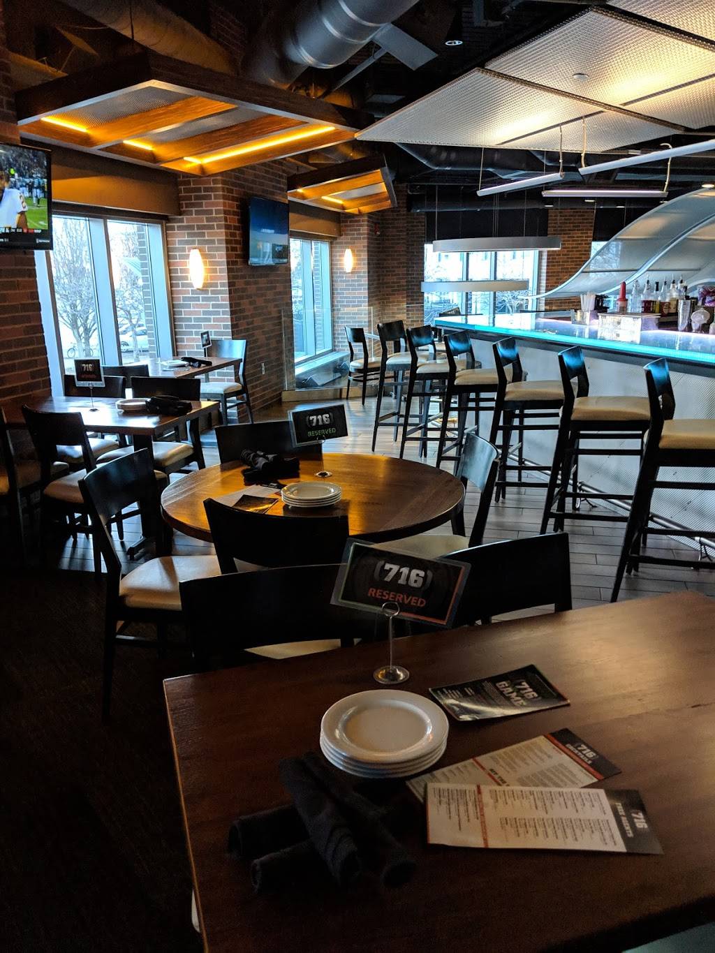 716 bar | restaurant | 7 Scott St, Buffalo, NY 14203, USA | 7168554716 OR +1 716-855-4716