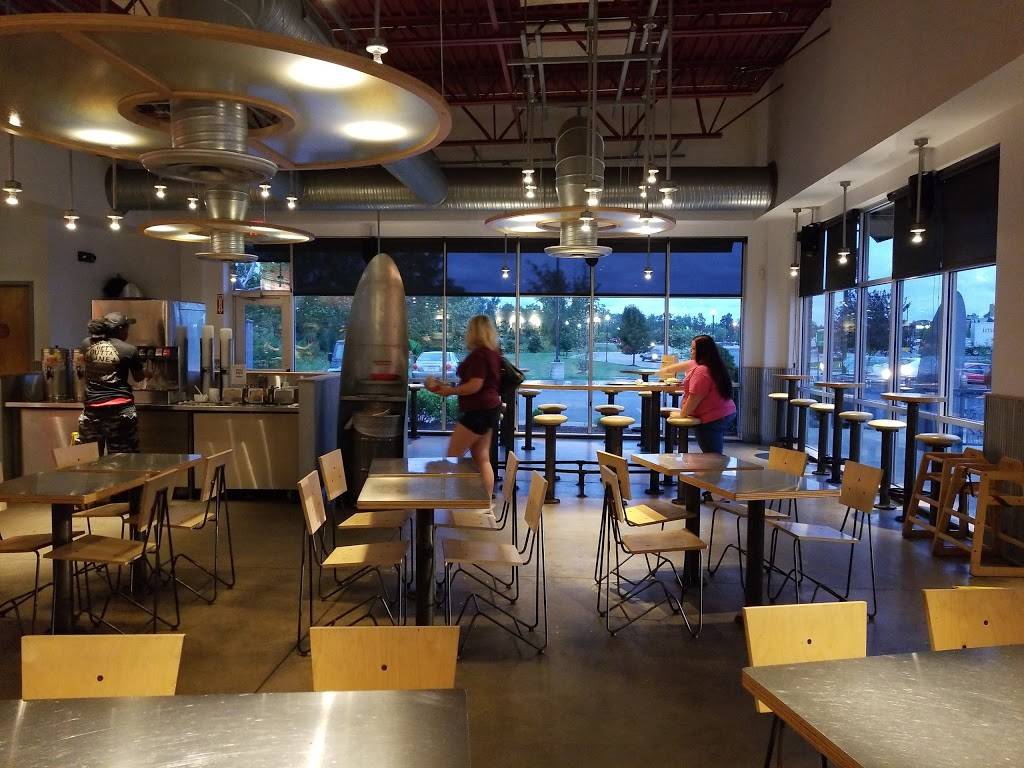 Chipotle Mexican Grill | restaurant | 2552 Cunningham Rd Ste 2, Cincinnati, OH 45241, USA | 5135540911 OR +1 513-554-0911