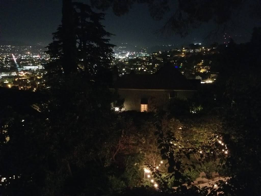 LA RÉSISTANCE | restaurant | 1427 Columbia Dr, Glendale, CA 91205, USA | 3235575850 OR +1 323-557-5850