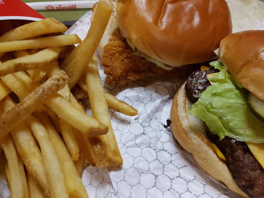 Wendys | restaurant | 1460 Kennedy Rd, Scarborough, ON M1P 2L7, Canada | 4167528195 OR +1 416-752-8195