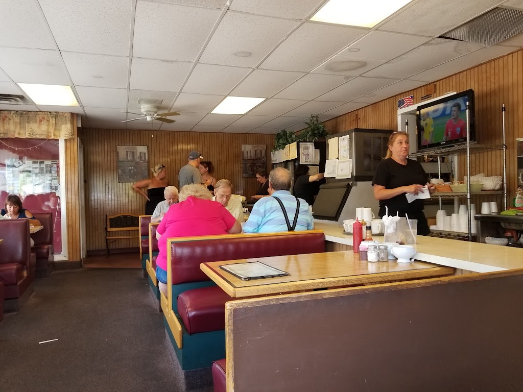 Royal Lunch Restaurant | restaurant | 1179 Westminster St, Providence, RI 02909, USA | 4013510090 OR +1 401-351-0090