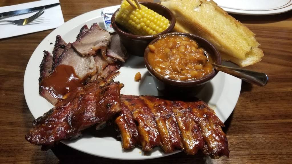 Dustins Bar-B-Q | restaurant | 14516 E Colonial Dr, Orlando, FL 32828, USA | 4072032576 OR +1 407-203-2576