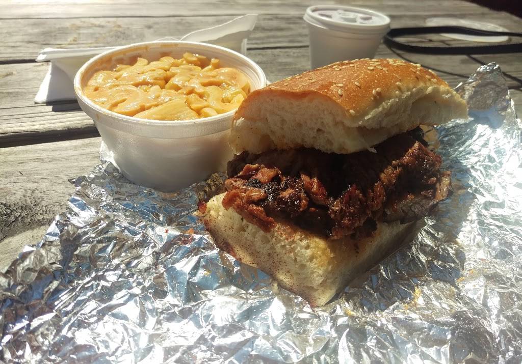 Ray Rays Hog Pit Clintonville | restaurant | 2619 N High St, Columbus, OH 43202, USA | 6147531191 OR +1 614-753-1191