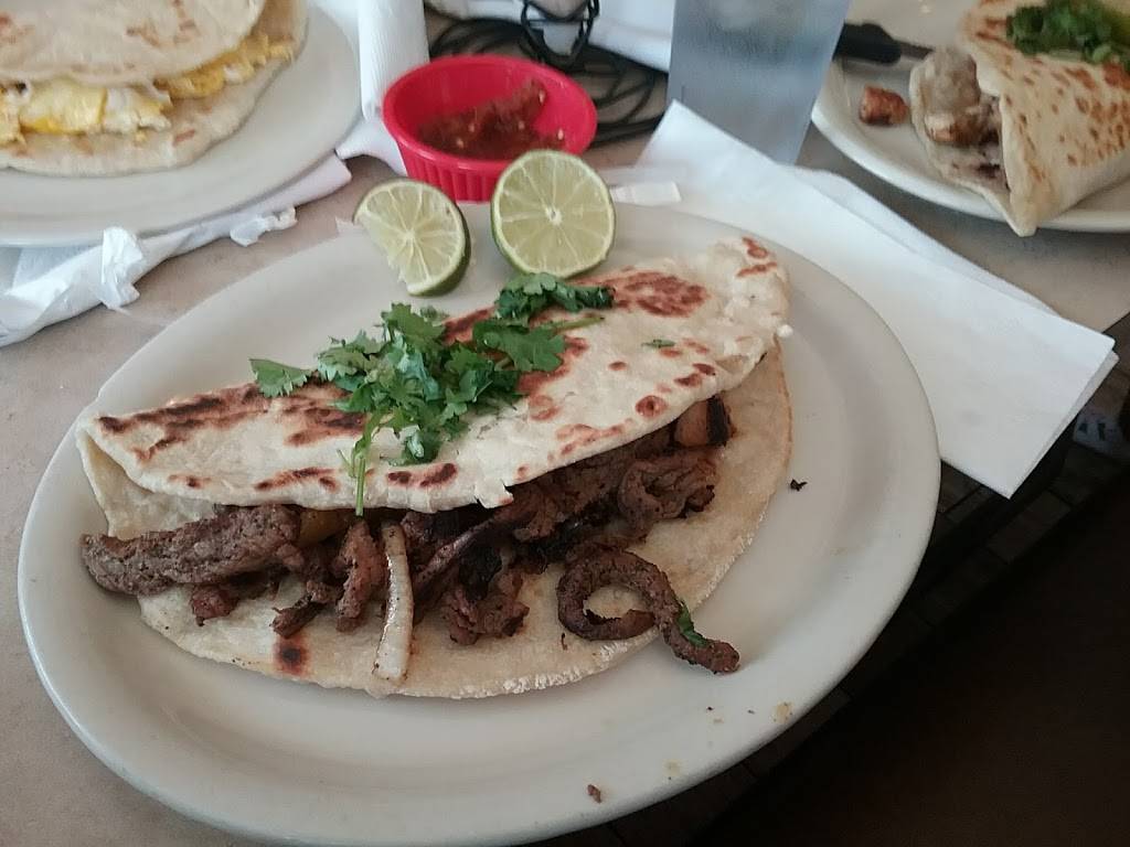 Taco Taco Cafe | restaurant | 145 E Hildebrand Ave, San Antonio, TX 78212, USA | 2108229533 OR +1 210-822-9533
