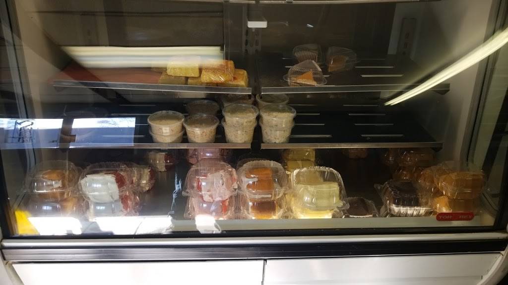 Zebee Fish Market & Seafood Resturant | meal takeaway | 8233 Livernois, Detroit, MI 48204, USA | 3139335255 OR +1 313-933-5255