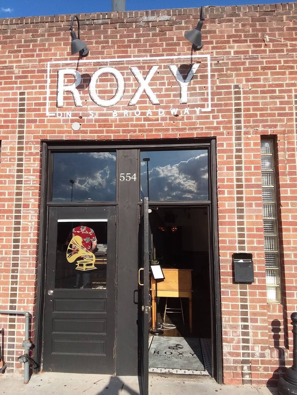 Broadway Roxy | restaurant | 554 S Broadway, Denver, CO 80209, USA | 7204567041 OR +1 720-456-7041