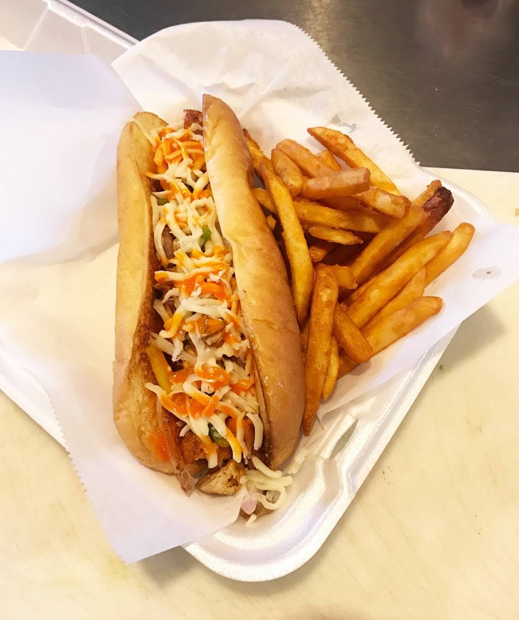 Eddies | restaurant | 3214 West Ave, Newport News, VA 23607, USA | 7573800007 OR +1 757-380-0007