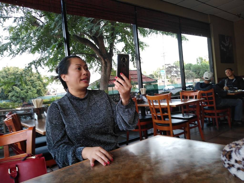 De Nhat Com Tam | restaurant | 9870 Bolsa Ave, Westminster, CA 92683, USA | 7145313888 OR +1 714-531-3888