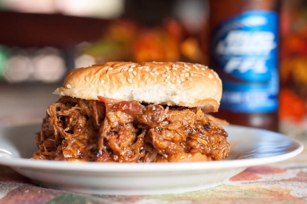 DR Smokehouse BBQ | restaurant | 10066 Lee Rd, Boynton Beach, FL 33473, USA | 5617351207 OR +1 561-735-1207