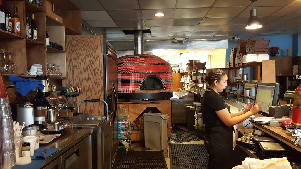 Pizza and restaurant Lincontro | restaurant | 12388 SW 127th Ave, Miami, FL 33186, USA | 7864293721 OR +1 786-429-3721