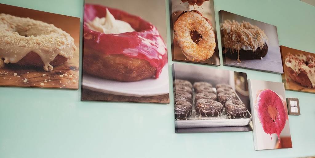 The Holy Donut | bakery | 398 US-1, Scarborough, ME 04074, USA | 2073030137 OR +1 207-303-0137