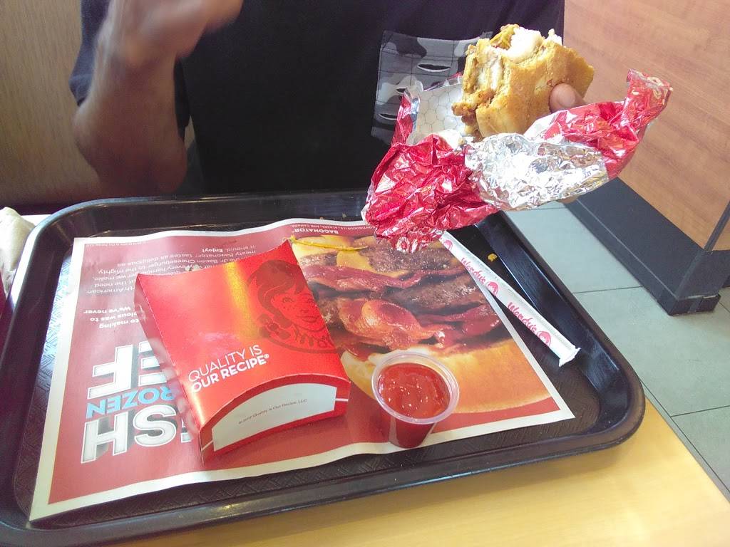 Wendys | restaurant | 3717 S Orlando Dr, Sanford, FL 32773, USA | 4073213921 OR +1 407-321-3921