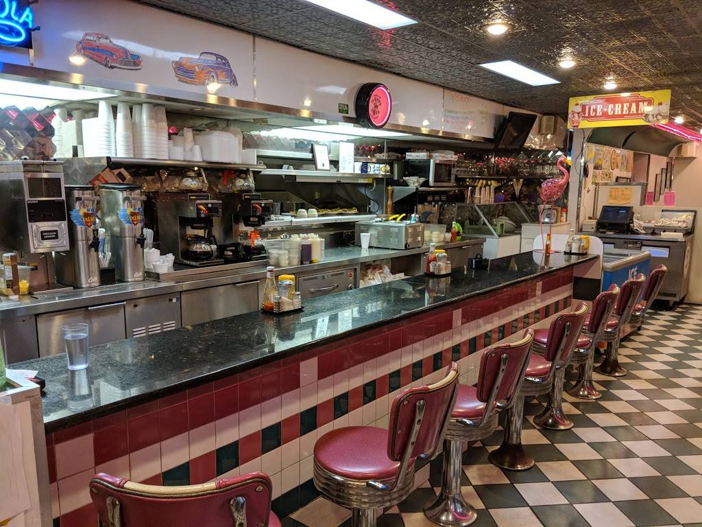 The Diner | restaurant | 19726 US-441, High Springs, FL 32643, USA | 3864545775 OR +1 386-454-5775