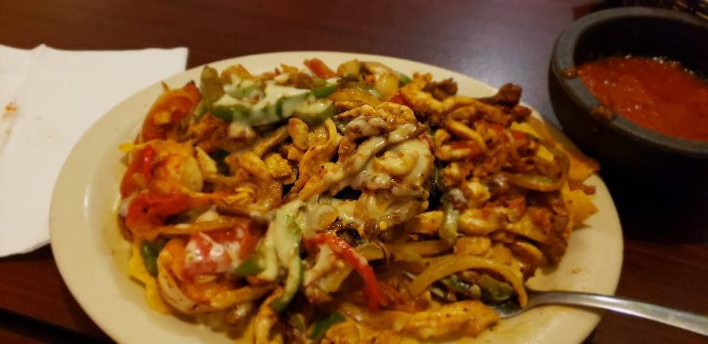 El Agavero | restaurant | 7657 US-70S, Nashville, TN 37221, USA | 6156737365 OR +1 615-673-7365