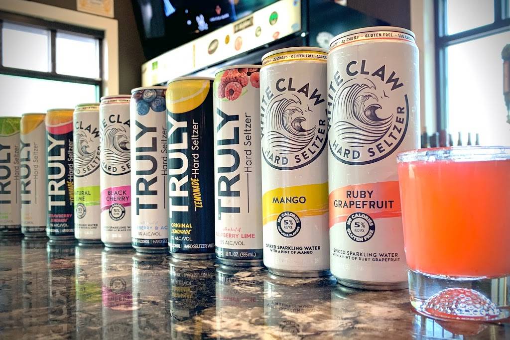 Hill City Pub | restaurant | 4017 Wards Rd, Lynchburg, VA 24502, USA | 4345829001 OR +1 434-582-9001