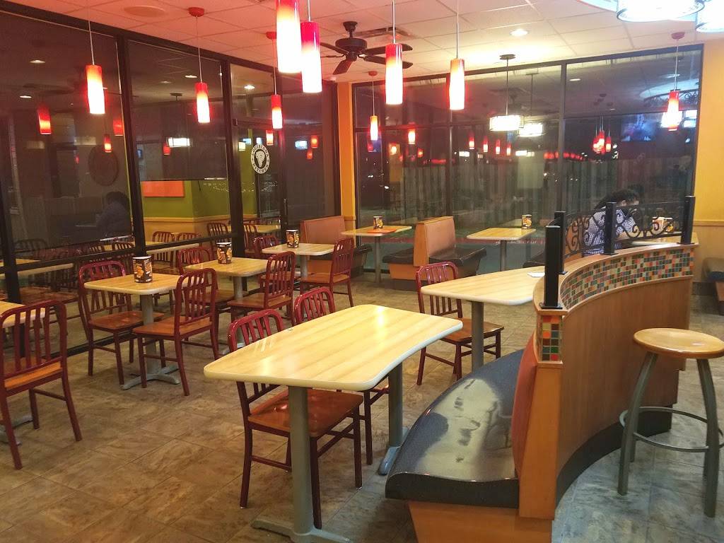 Popeyes Louisiana Kitchen | restaurant | 1008 N Interstate Hwy 35, Round Rock, TX 78681, USA | 5122440589 OR +1 512-244-0589