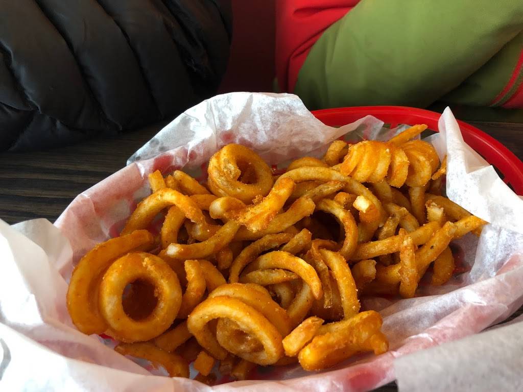 Rubens Restaurant | restaurant | 2230 Ripley St, Lake Station, IN 46405, USA | 2199623212 OR +1 219-962-3212